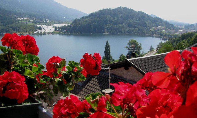 Baselga di Pine Apartment | appartamento Dossalt vista lago Serraia a 20 minuti da Trento, WI-FI e parcheggio gratuiti