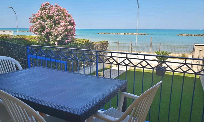 Cupra Marittima Apartment | Appartamento Emilia