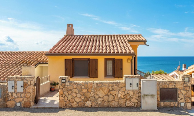 Funtana Meiga Apartment | Appartamento fronte mare con terrazzo panoramico.