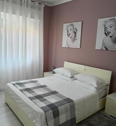 Casale Monferrato Apartment | Appartamento Mari Mari