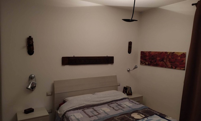 Niguarda Apartment | Appartamento Panoramico Settimo Piano con Vista sul Centro di Milano
