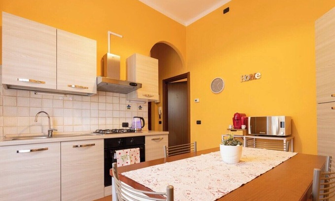 Novara Condo | [Appartamento privato] The Novara Gateway
