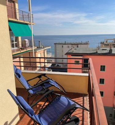 Spotorno Apartment | Appartamento vista mare di Marco
