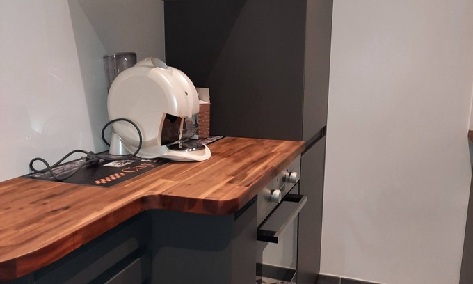 Clamart Apartment | Appartement à 200 m de la Gare de Clamart et 7 min de la Gare de Montparnasse