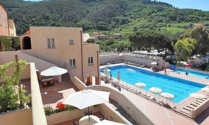 Finale Ligure Apartment | Appartement 3 étoiles - Piscine - ccb0dgh