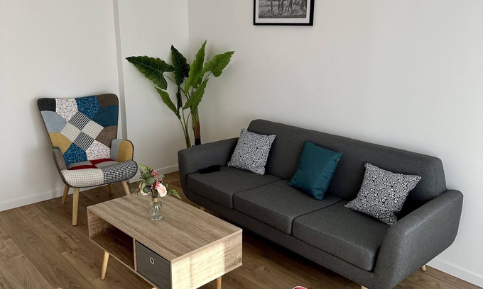 Leon Blum - Bon Coin Apartment | Appartement 3 Chambres - Design et Convivial