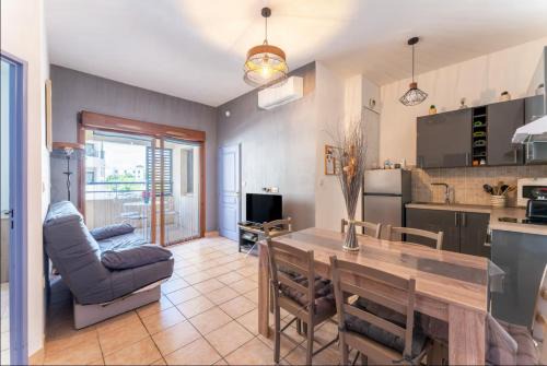 Uzes Apartment | appartement 3 min a pied du centre d'Uzès parking piscine