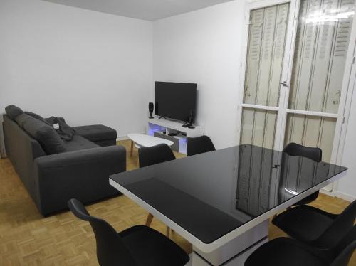 Pierrelatte Apartment | Appartement 70m² Pierrelatte Cosy, NETFLIX+WIFI