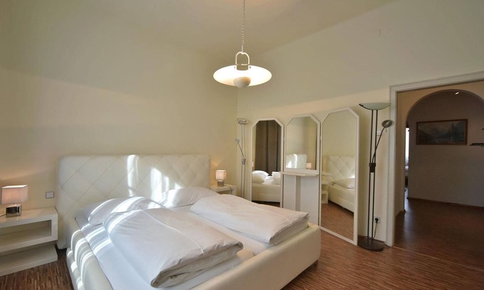 Spittal an der Drau House | Appartement/fewo, Badewanne, Poolseitig - Hotel Ertl