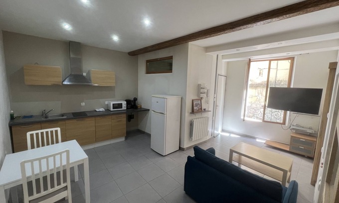 Sommieres Apartment | Appartement au Cœur du Centre Ville de Sommieres