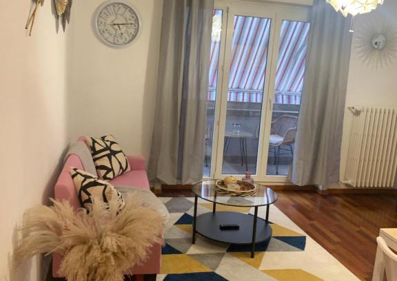 Ecublens Apartment | Appartement avec Netflix - proche de Renens Gare