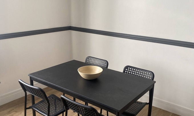 Crepy-en-Valois Apartment | Appartement Centre Ville 1 Chambre, Cuisine Aménagée