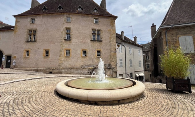 Charolles Apartment | Appartement Centre-ville Charolles