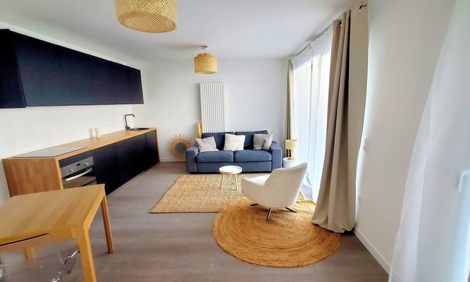 Tours Apartment | Appartement Cosy Avec Petit Jardin