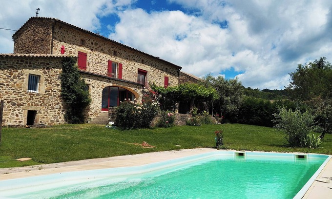 La Vernarede Apartment | Appartement Cosy Avec vue Panoramique sur les Montagnes Cévenoles et Piscine