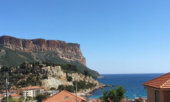 Cassis Apartment | appartement du pêcheur à Cassis à 10 mètres du port