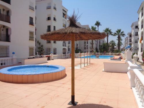 San Luis de Sabinillas Apartment | Appartement Punta Almina 100 m from t h e sea