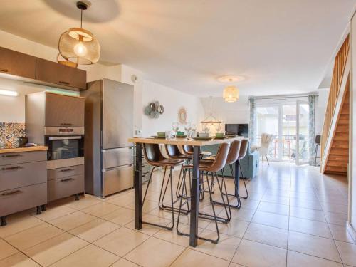 Le Home Apartment | Appartement familial à 250m du golf et de la plage, parking inclus - Varaville - FR-1-788-16