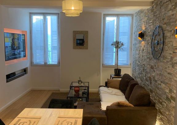 Le Luc Apartment | Appartement Le Luc
