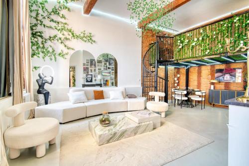 Capitole Apartment | Appartement Luxueux et Fleuri à Toulouse, Capitole