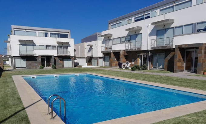 Marinhas Apartment | Appartement Moderne Dans Condo Fermé a 300mt de la Plage