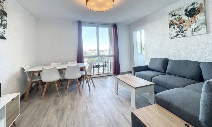 Moulin a Vent Apartment | Appartement Moulin à Vent 8 Personnes