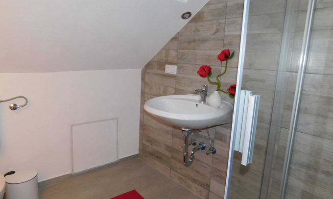 Langewiese Apartment | Appartement Neuastenberg 1 - 4 Personen - Gästehaus Astenblick Auch für Kleine Gruppen Alleine