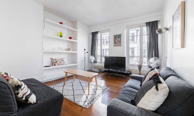 Quartier du Mail Apartment | Appartement Paisible Proximité des Halle - 4P