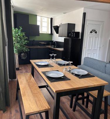 Fontenay-le-Comte Apartment | Appartement plein coeur de ville