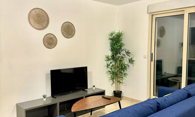 Gagny Apartment | Appartement Proche Paris, Disneyland, Aéroport Roissy-charles de Gaulle