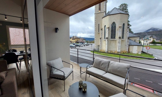 Duingt Apartment | Appartement Situe a 150 Metres du lac D'annecy