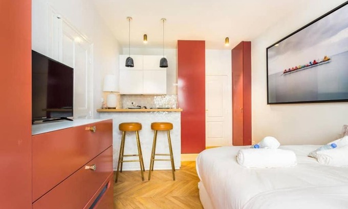 16th Arrondissement Apartment | Appartement Studio Trocadéro