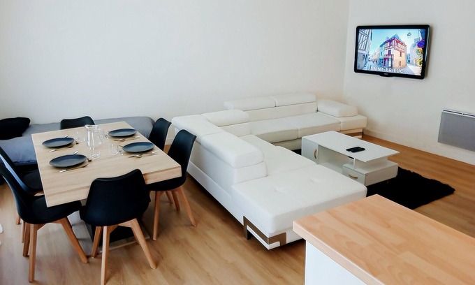 Saint-Brieuc Apartment | Appartement T2 55m2 Plein Centre St-brieuc