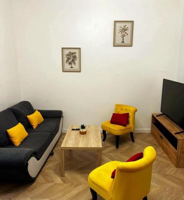 Bourges Apartment | Appartement T2 avec terrasse proche cathédrale