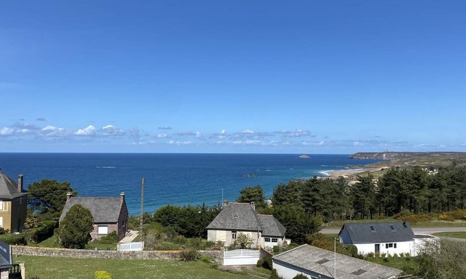 Pleherel-Plage-Vieux-Bourg Apartment | Appartement T2 Avec une vue Imprenable sur le Cap Fréhel
