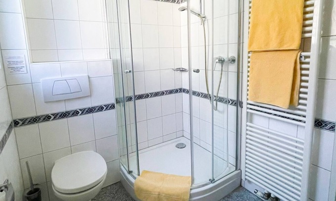 Griesheim Apartment | Appartementhaus Regina - Single room with bathroom in Griesheim - Darmstadt