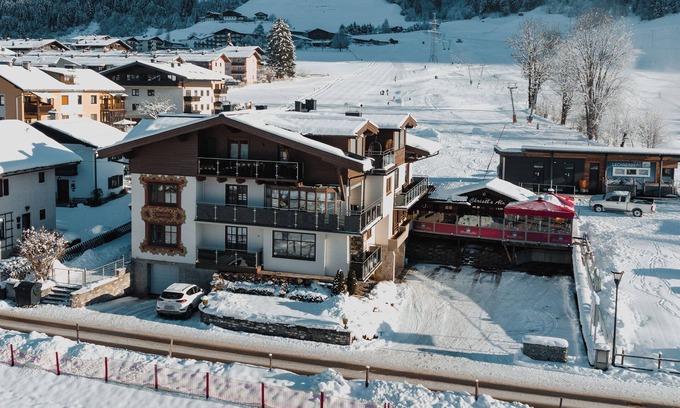 Kaprun Apartment | Appartements by Hofer