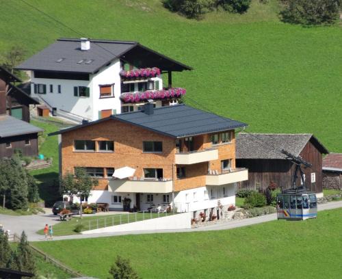 Silbertal Apartment | Appartements Veronika