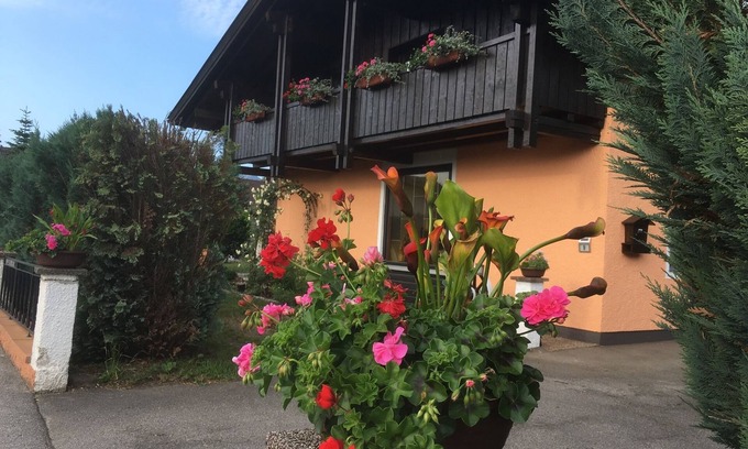 Grabenstatt Apartment | Appartment Gabi - 100 qm, für bis zu 4 Pers. 2 Schlafzi, 2 Bäder