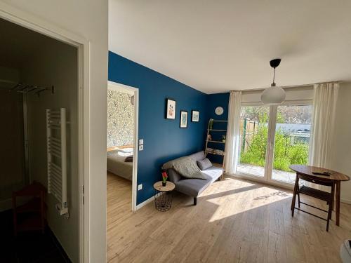 Sannois Apartment | Appartment - Sannois Station- 20 min to Paris