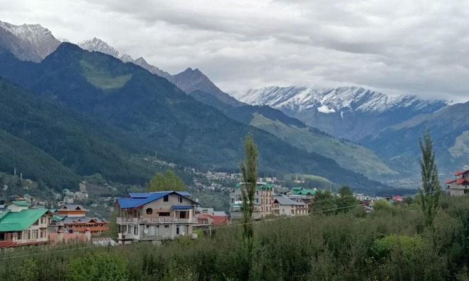 New Manali House | Apple Garden