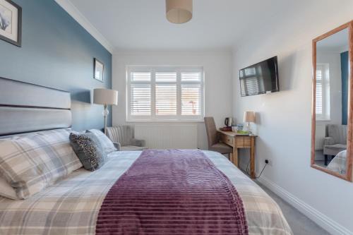 Queensbury House | Apple House Wembley -Double Ensuite