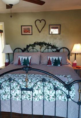 Talent House | Applinger Farm