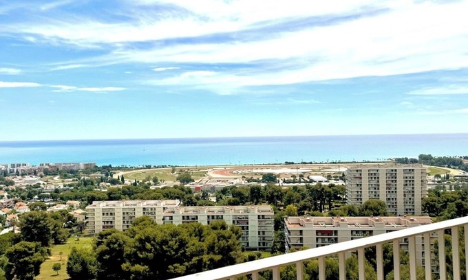 Cros-de-Cagnes Apartment | Appt 2 bd-4 pers-Pool wifi Tennis Park-Sea view