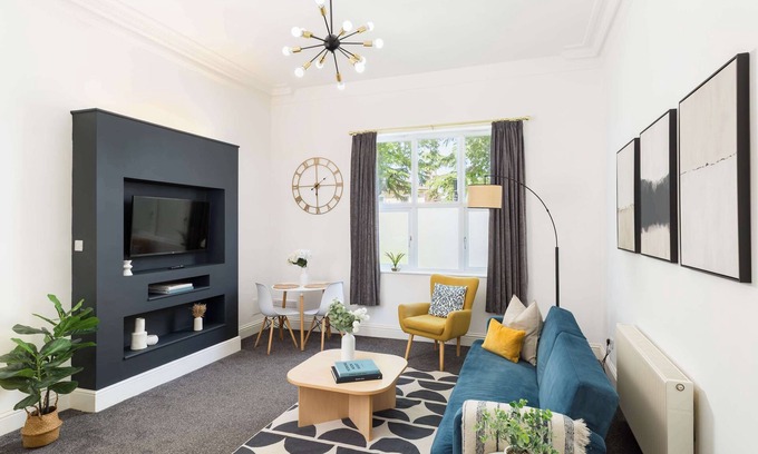 Leamington Spa Apartment | Apt 2 Avenue Road - Leamington Spa