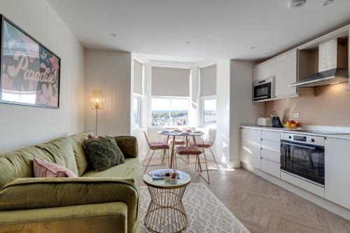 Scarborough Apartment | Apt 3 North Marine Villa