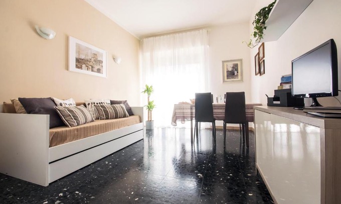 Ex Campo d'Aviazione Apartment | Apt luminoso, spazioso con Aria condiz e bici