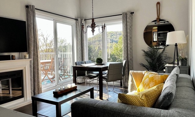 Mont-Tremblant Village Condo | ApX Tremblant - Near Ski Resort | Free Shuttle