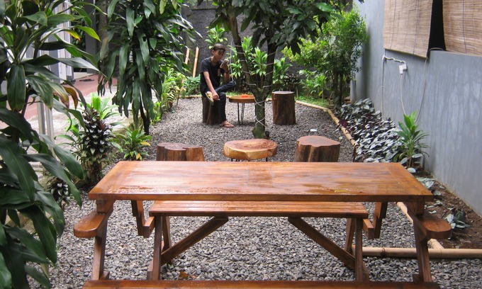 Megamendung Hotel | Aqilakost Gadog Puncak Bogor
