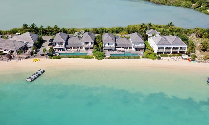 Anse du Grand Cul-de-Sac Villa | Aqua & Bleu Estate St Barths 12-bd